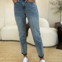  Judy Blue Mid Rise Rigid Magic Release Hem Boyfriend Jeans